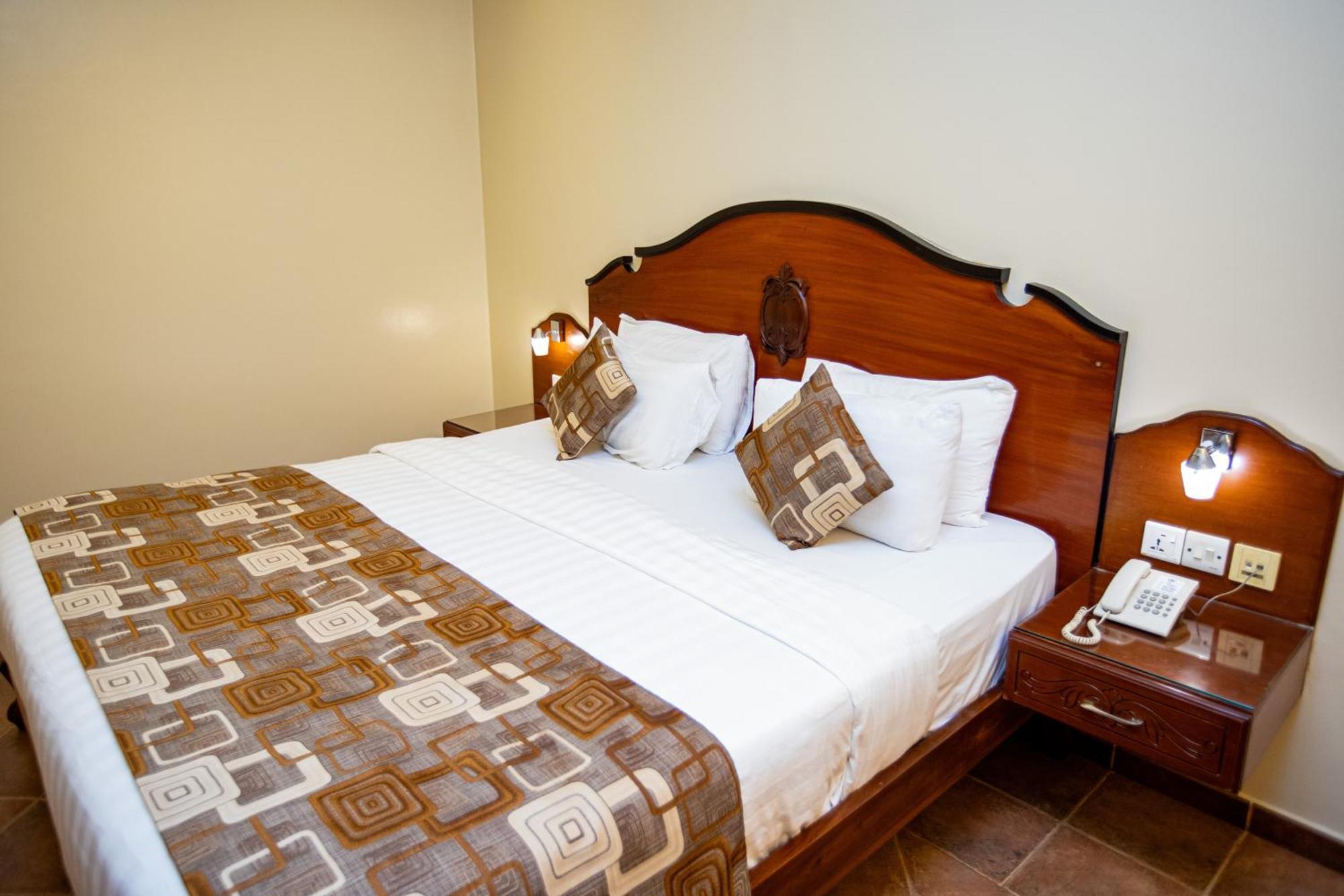 Malaika Beach Resort Mwanza Esterno foto