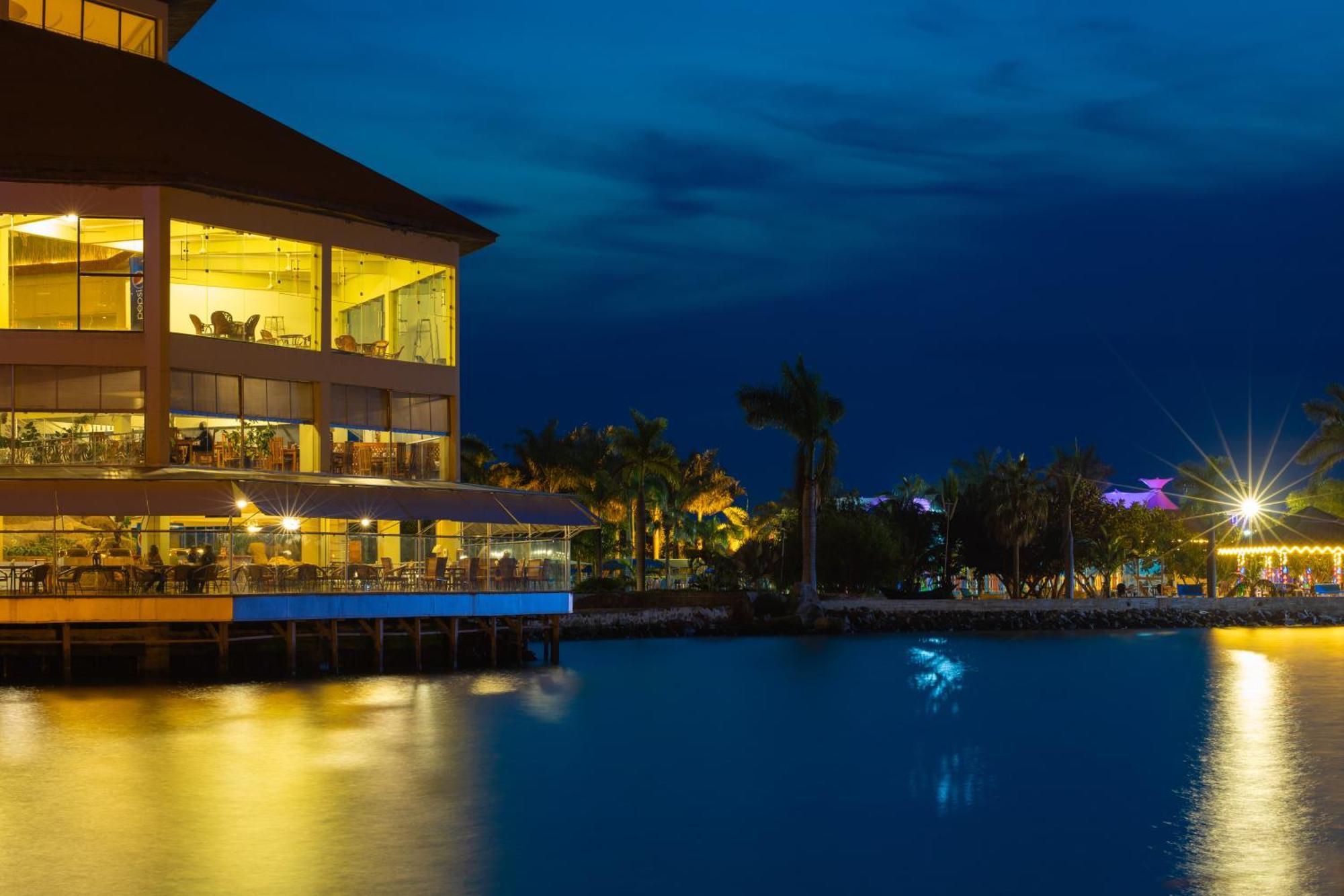 Malaika Beach Resort Mwanza Esterno foto