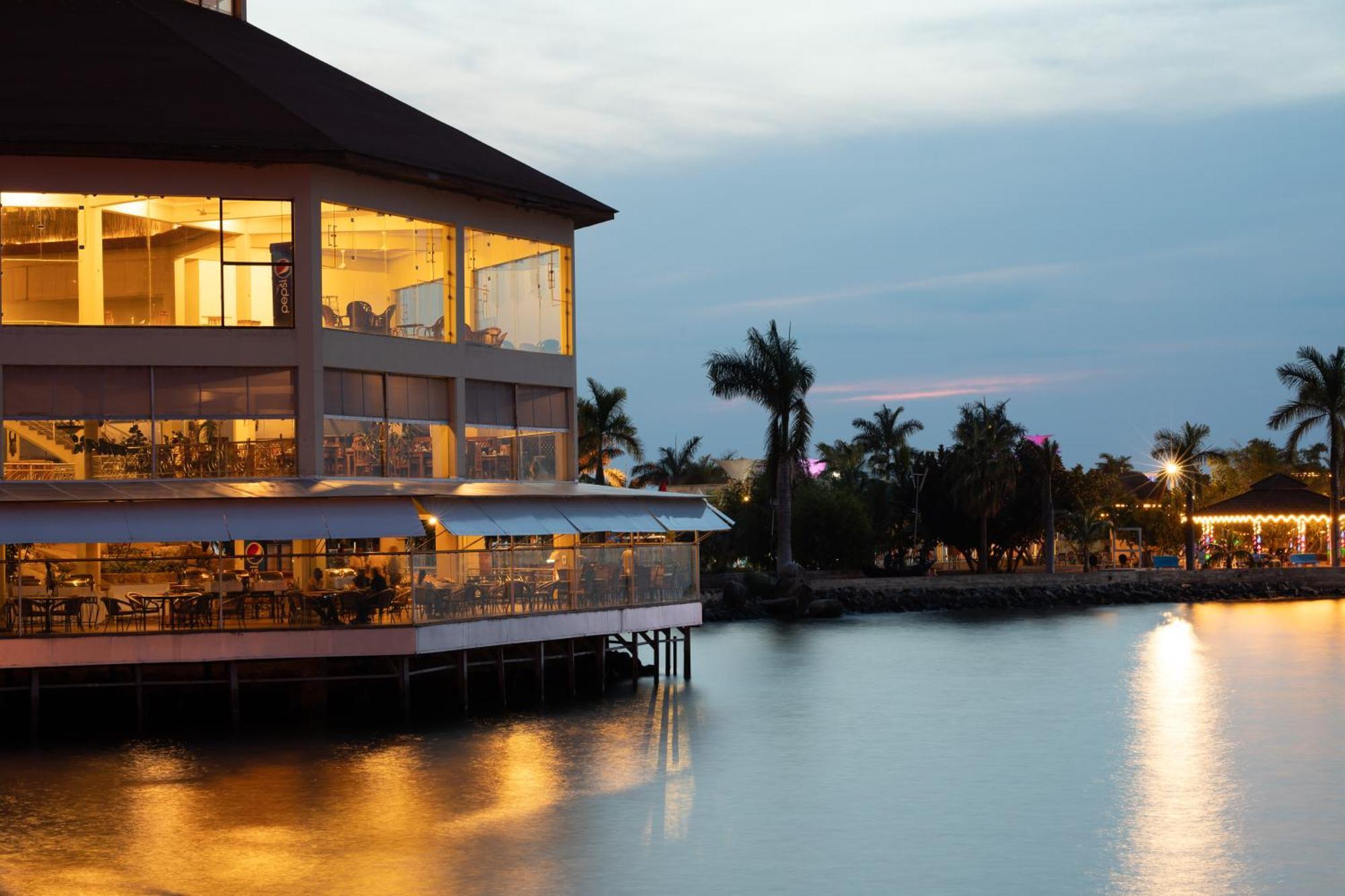 Malaika Beach Resort Mwanza Esterno foto